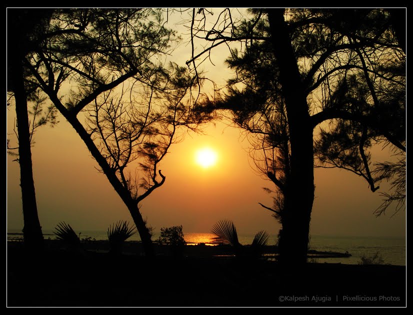 View of Sunset from Manoribel Resort